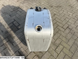Universeel N/A - Brandstoftank obrazek 2