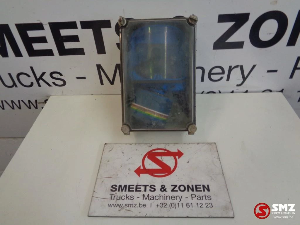 Diversen - Occ gasmasker met kist afbeelding 1