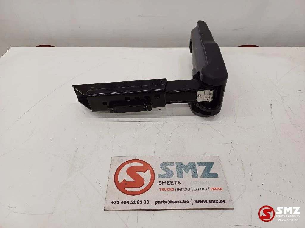 Caterpillar 2022 - Armrest right Caterpillar obrázek 3