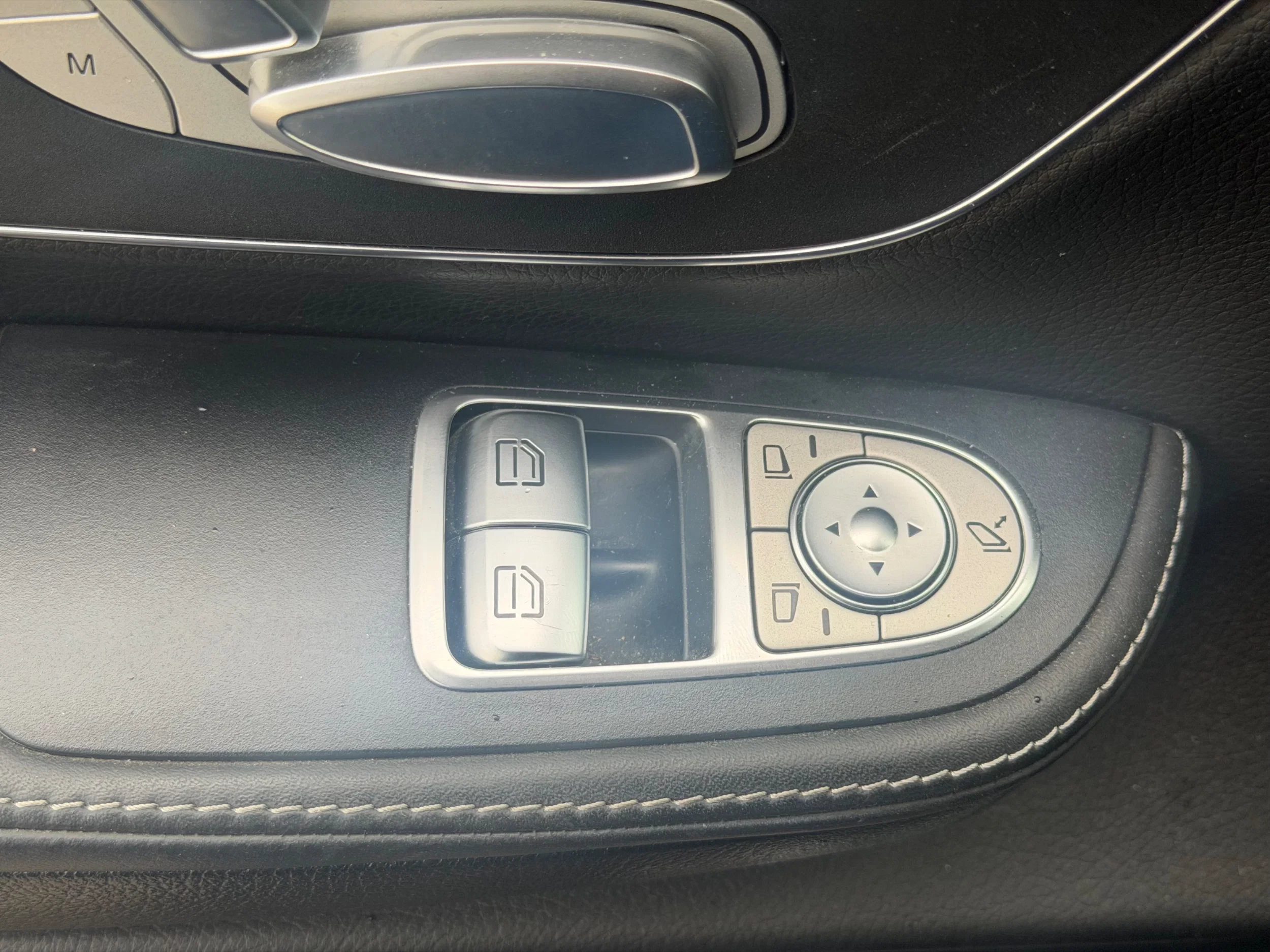 Mercedes-Benz V-Class 2023 - 300D Lang Automaat Airco Navi Luchtvering Memory stoelen obrázek 15