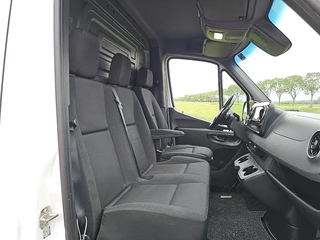 Mercedes-Benz Sprinter 2021 - 319 image 7