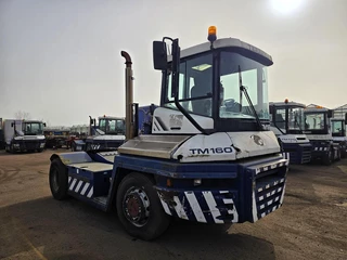 Terberg RT283 | TERMINAL TRACTOR 4X4| TURNING CHAIR. | AUTOMATIC GEAR | 23235 HOURS 2012 - N/A imagem 8