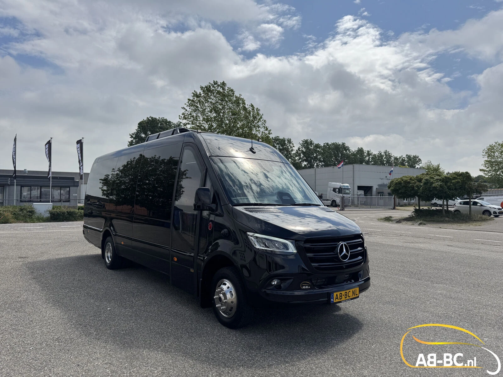 Mercedes-Benz 519 Storm, 21 Seats large luggage space, Euro 6 2026 Bild 1