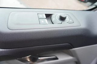 Ford Transit Custom 2024 - 320L 2.0 TDCI 170PK L2H1 Limited Automaat obrazek 19