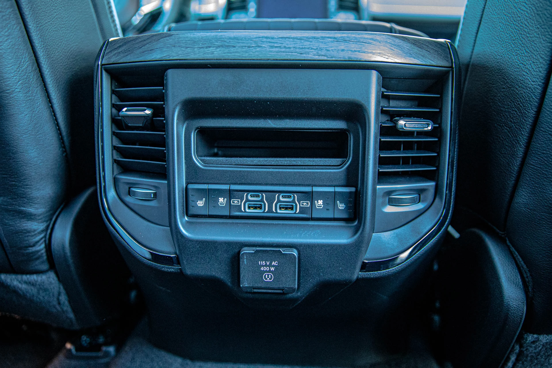 Dodge Ram 1500 2024 - Limited H/O Hurricane 540 PK Serrano Green Metallic image 15
