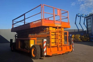 Holland Lift 2007 - Megastar G320DL30-4WDS/N Diesel, 4x4x4 Drive, 34m imagen 2 miniatura