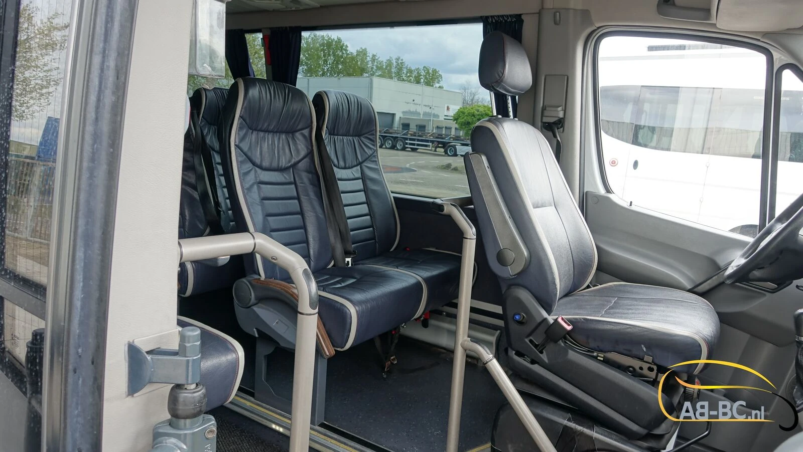 Mercedes-Benz Sprinter 2015 - Altas 17 Seats EURO 6 изображение 37