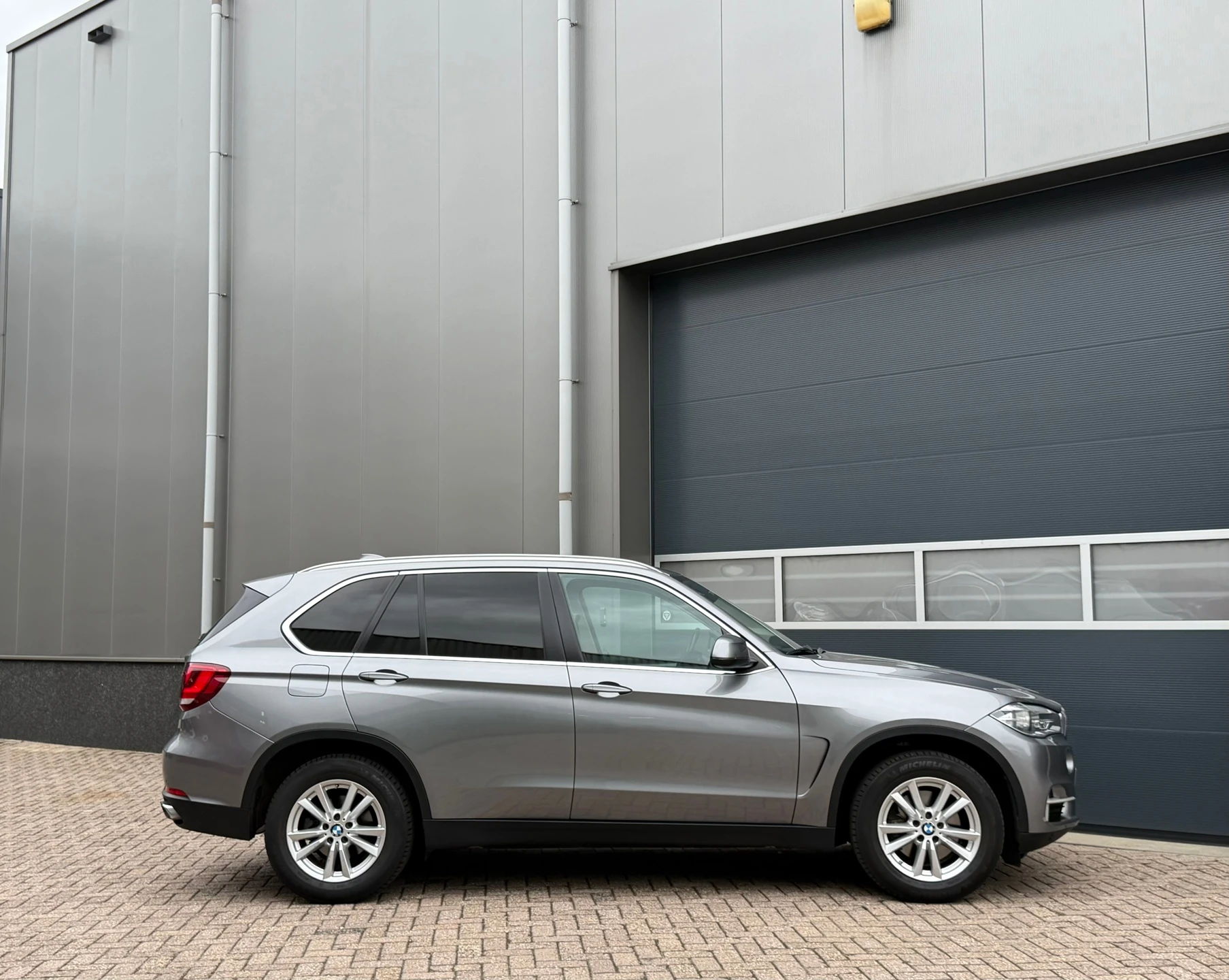 BMW X5 2015 - XDrive40e iPerformance High Executive bj.2015 Pano|Navi|Nap. afbeelding 6