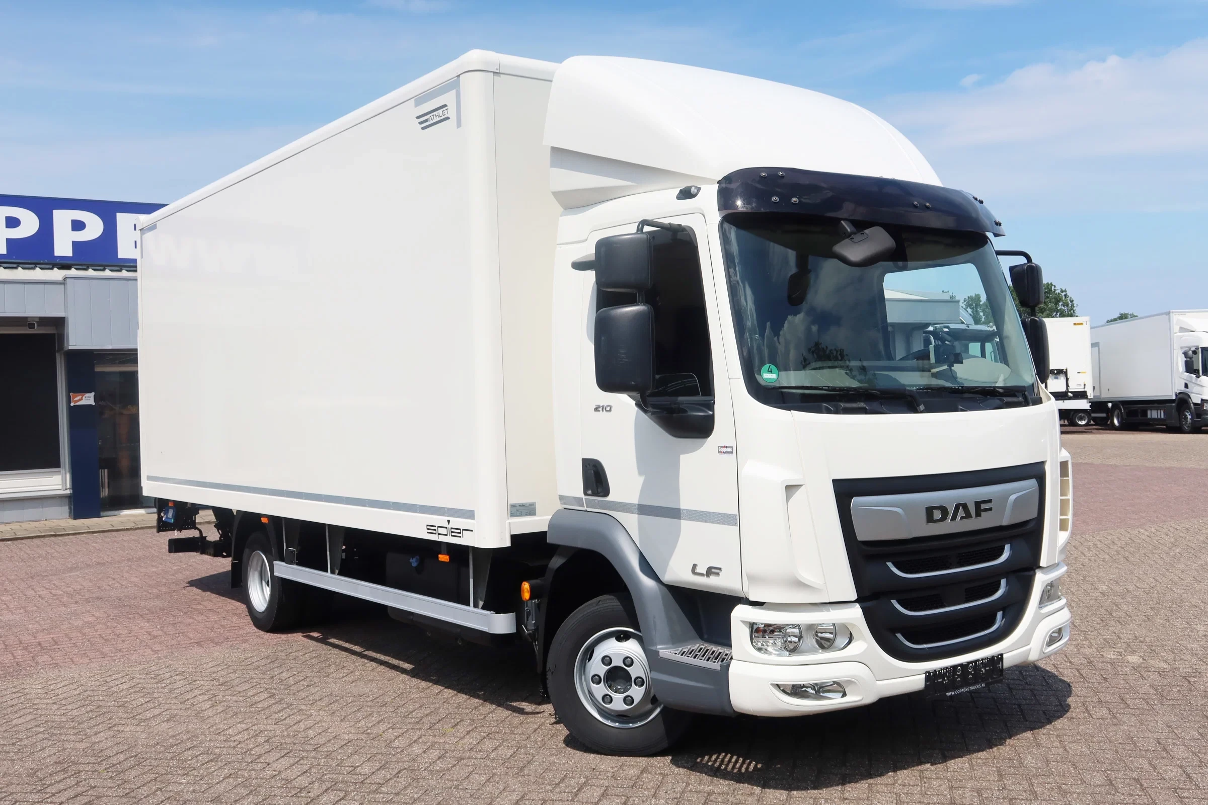 DAF LF 210 2024 - FA Bakwagen + klep 1000 kg + Ringfeder!! afbeelding 2