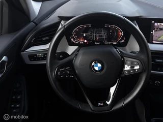 BMW 1 Series 2022 - 118i M Sport Business | NAV | Camera| Automaat obrazek 35