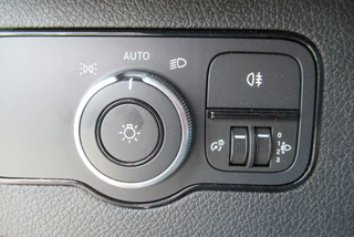 Mercedes-Benz Sprinter 2022 - 317 CDI Koel / Vries/ verwarmen Carrier Xarios 350 + 220 volt nacht stekkerL2/H2 obrazek 11