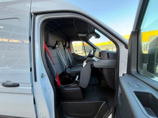 Renault Master 2026 - Red Edition E-TECH L3H2 NIEUW/ VOORRAAD / 22kW boardlader zdjecie 8