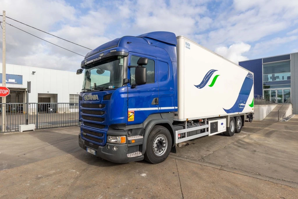 Scania R 2016 - R410+CHEREAU+CARRIER 1150 MT-TRI-TEMP+DHOLLANDIA 2.5T. image 1