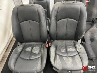 Mercedes-Benz N/A 2005 - Occ set interieur met zetels W211SW Mercedes image 2
