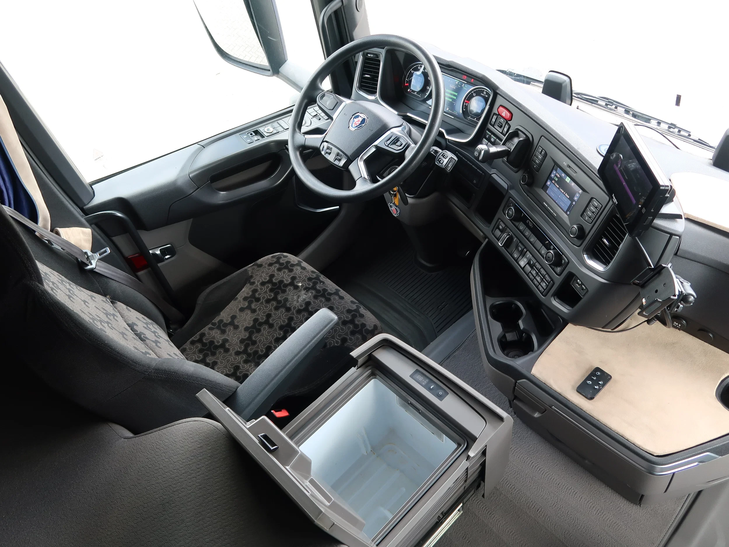 Scania R 2019 - R450 Euro 6, Retarder, FULL, TUV, NL Truck TOP! afbeelding 12