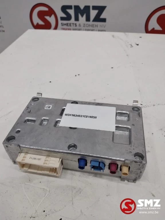 Mercedes-Benz 2019 - Occ ECU CTPMID Mercedes Actros Euro 6 A0004468260 afbeelding 1