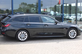 BMW 3 Series 2022 - Touring 320e High Executive LEDER NAVI CARPLAY TREKHAAK obrazek 3