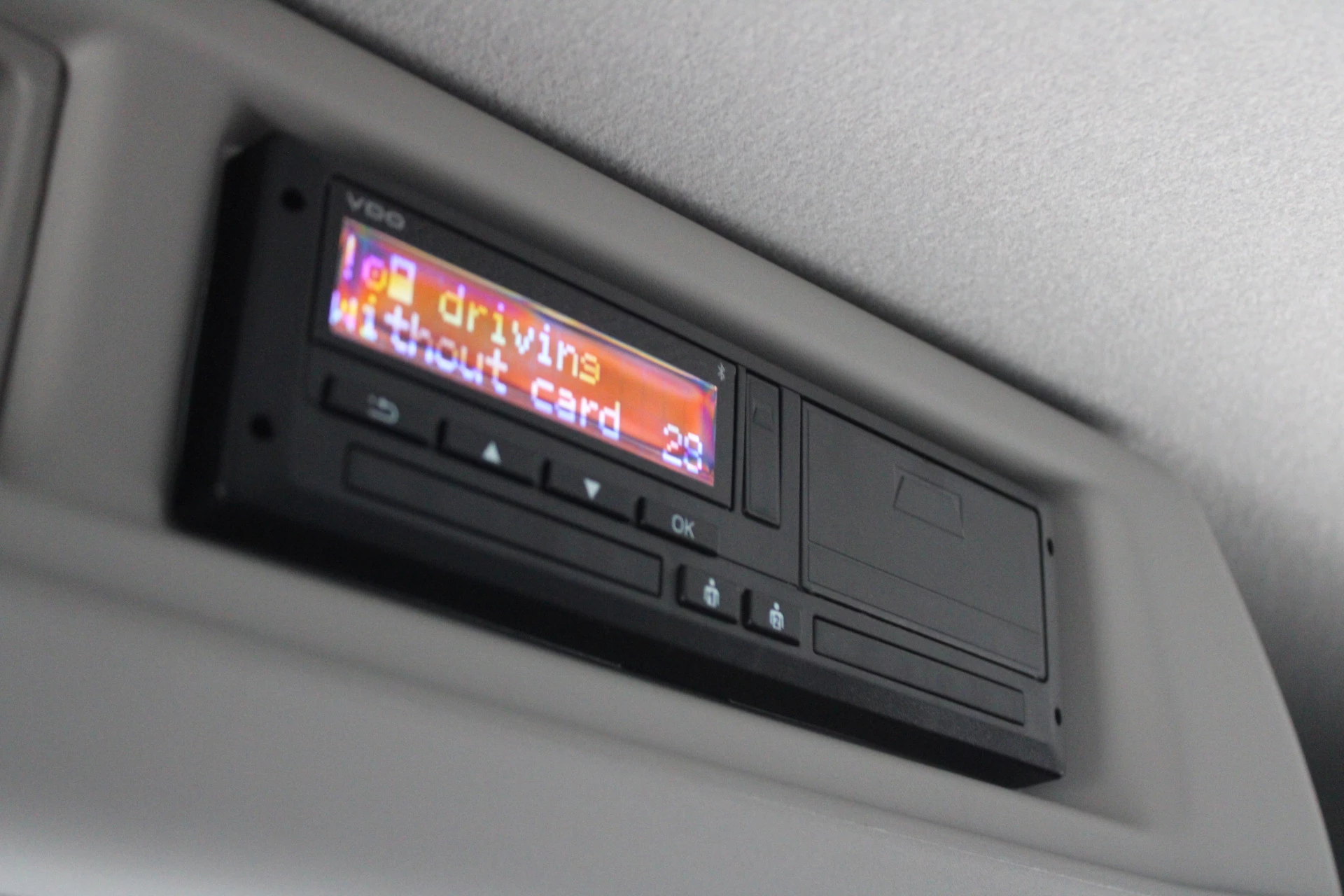 Ford Transit 2024 - 350 2.0 TDCI L3H2 Limited 165pk - LUCHTVERING - ACC - Blind Spot - 360 camera - Navigatie - Stoel-Stuurverwarming - Trekhaak - Rijklaar Bild 24