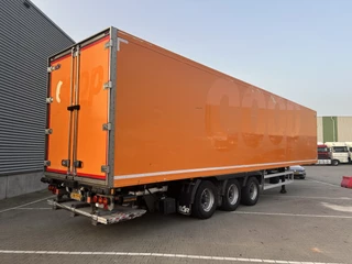 Schmitz Cargobull / SOR Iberica 2015 - / Carrier Vector 1550 Reefer obrazek 2