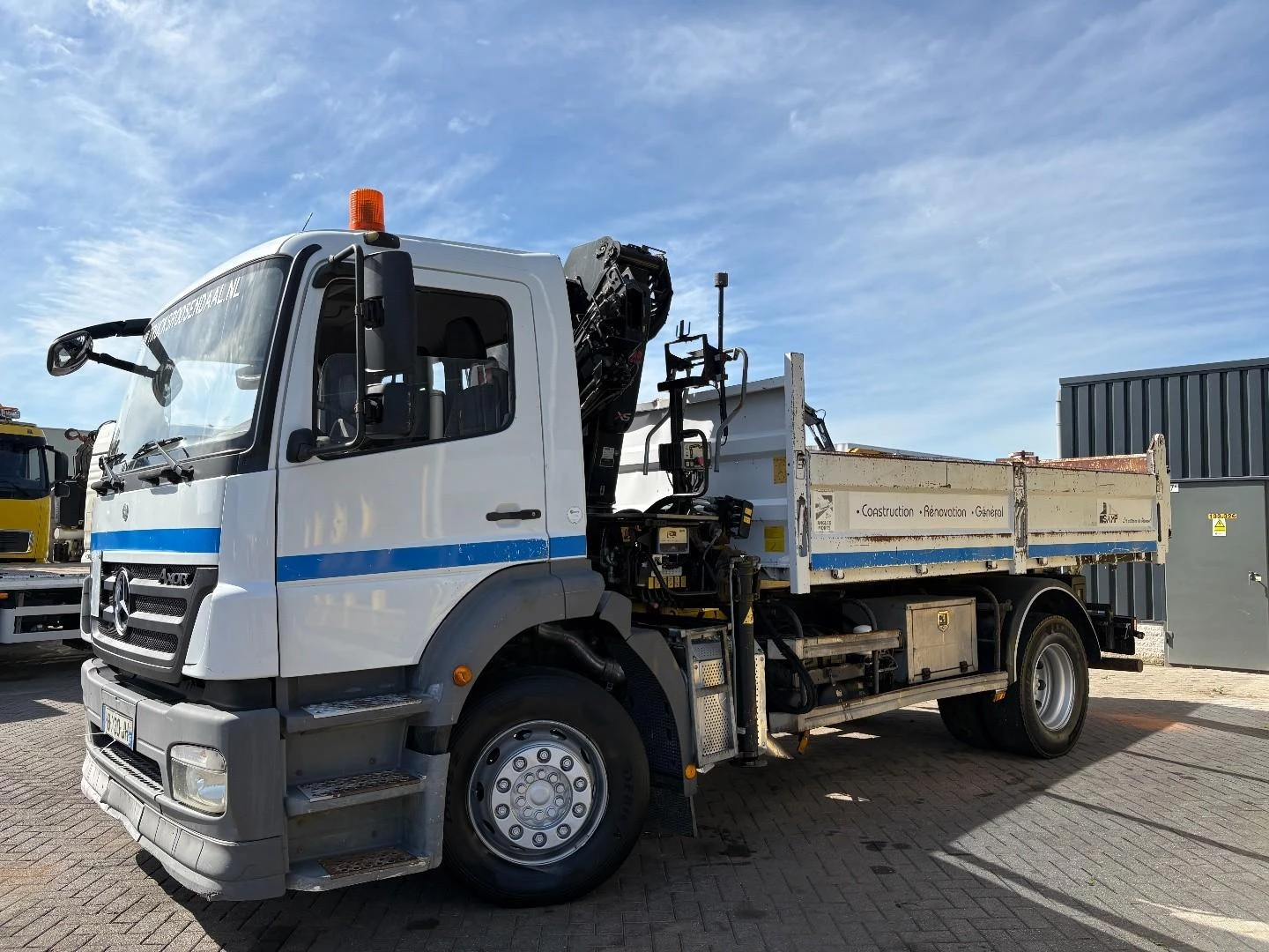 Mercedes-Benz Axor 2008 Bild 2