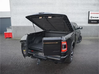 Dodge Ram 1500 2024 - 5.7 V8 4x4 Crew Cab Limited Night imagem 71