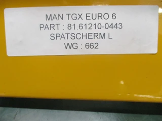 MAN 2018 - 81.61210-0443 spatbord deel links afbeelding 2 miniatuur