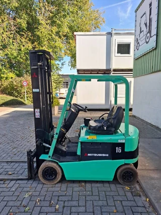 Mitsubishi N/A 2002 - FB16K Heftruck imagen 1
