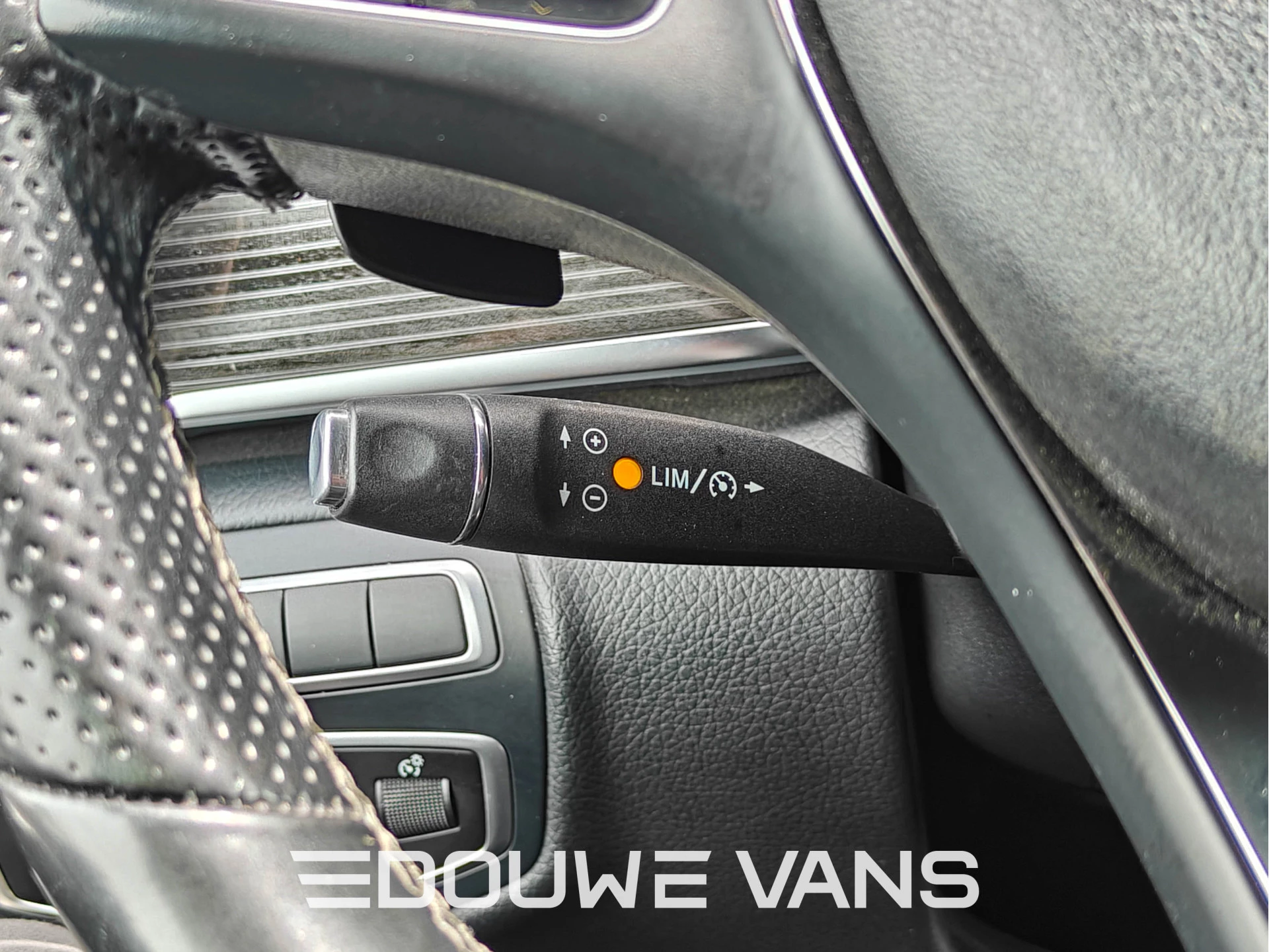 Mercedes-Benz V-Klasse 2019 - V300 L2 DC Avantgarde 360 Camera Trekhaak 239PK afbeelding 19