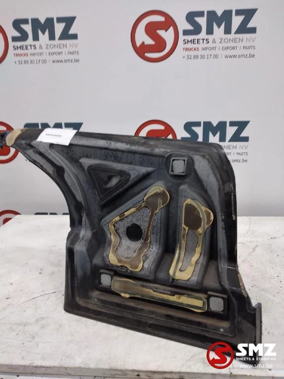 Iveco 2007 - Occ set steunen cabinespoilers Iveco image 2