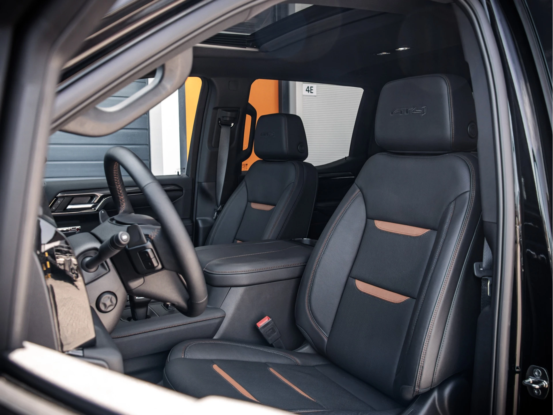 GMC Sierra 2024 - 1500 AT4 6.2L V8 afbeelding 14