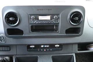 Mercedes-Benz Sprinter 2022 - 515 CDI L3 Bakwagen met laadklep image 6