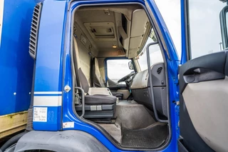 Renault N/A 2012 - PREMIUM 320 DXI + DHOLLANDIA 1.5T zdjecie 16