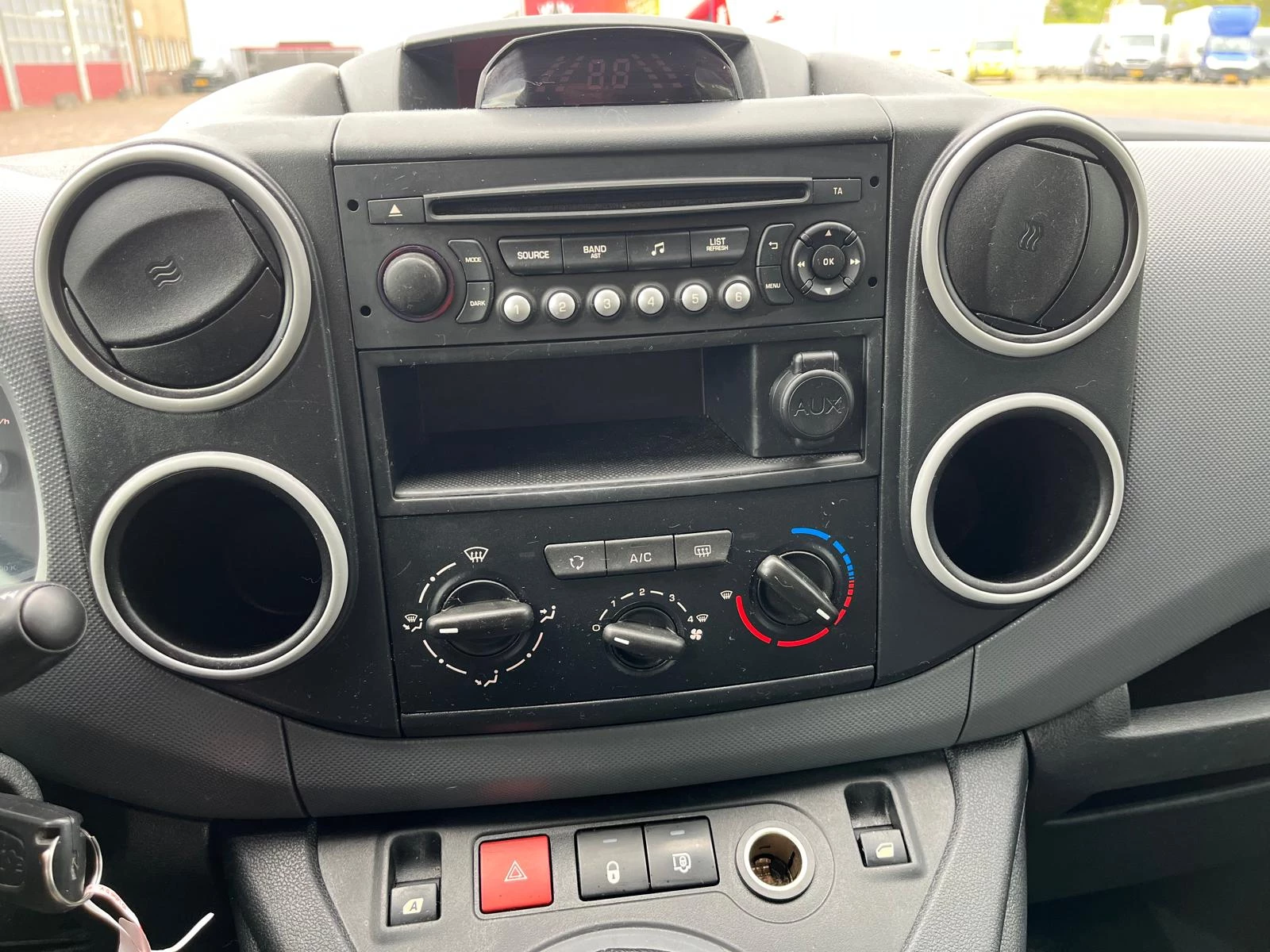 Citroën Berlingo 2015 - Zonder APK immagine 26
