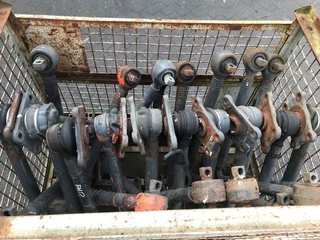 Volvo FH - 20703338-20589061-22238525 V-STANG FM/FH imagen 2