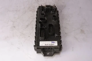 Mercedes-Benz - Electrical System SAM chassis MB MP4 на продажу