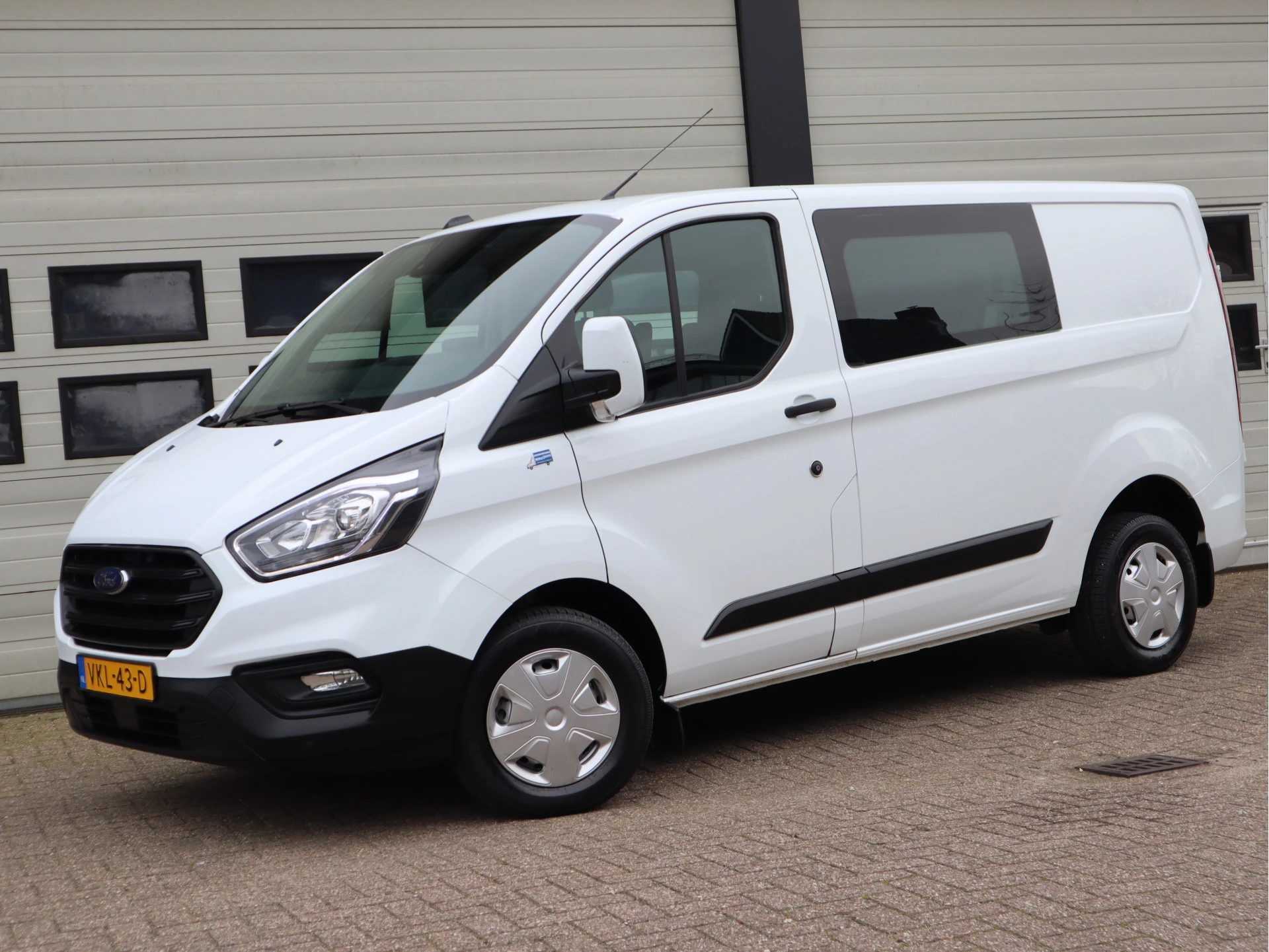 Ford Transit Custom 2021 - 280 2.0 TDCI 130pk Euro 6 - DC 5 Pers. - Trekhaak - Airco - Navi imagen 5
