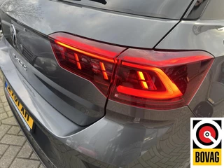 Volkswagen T-Roc 2023 - 1.5 TSI 3x R-Line Business, Cam, Leder, FULL obrazek 26