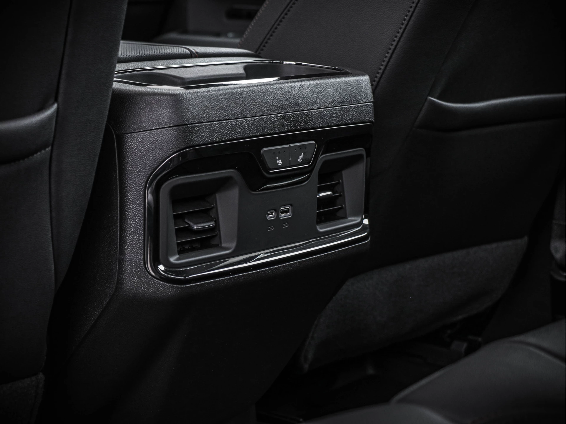 GMC Sierra 2024 - 1500 AT4 afbeelding 18