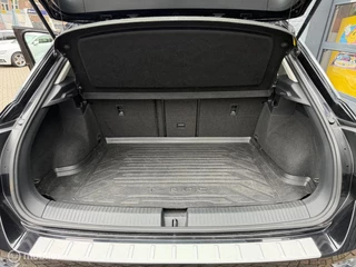 Volkswagen T-Roc 2017 - 1.0 TSI Style 12-2017 162.000 km Airco PDC obrazek 13