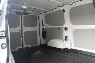 Ford E-Transit Custom 2026 - 320 L1H1 Limited 71 kWh 218pk - Keyless - Stoelverwarming - Camera - Carplay - Rijklaar obrazek 12