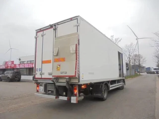 Renault D 2020 - 210 FRIGO MANUAL GEARBOX zdjecie 5