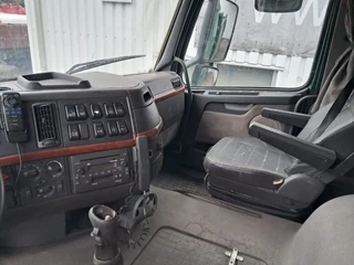 Volvo FH 2004 - 12 - 460 , 6x2 , 3 Way Tipper, Spring Suspension , Manual Gearbox, Airco obrazek 14