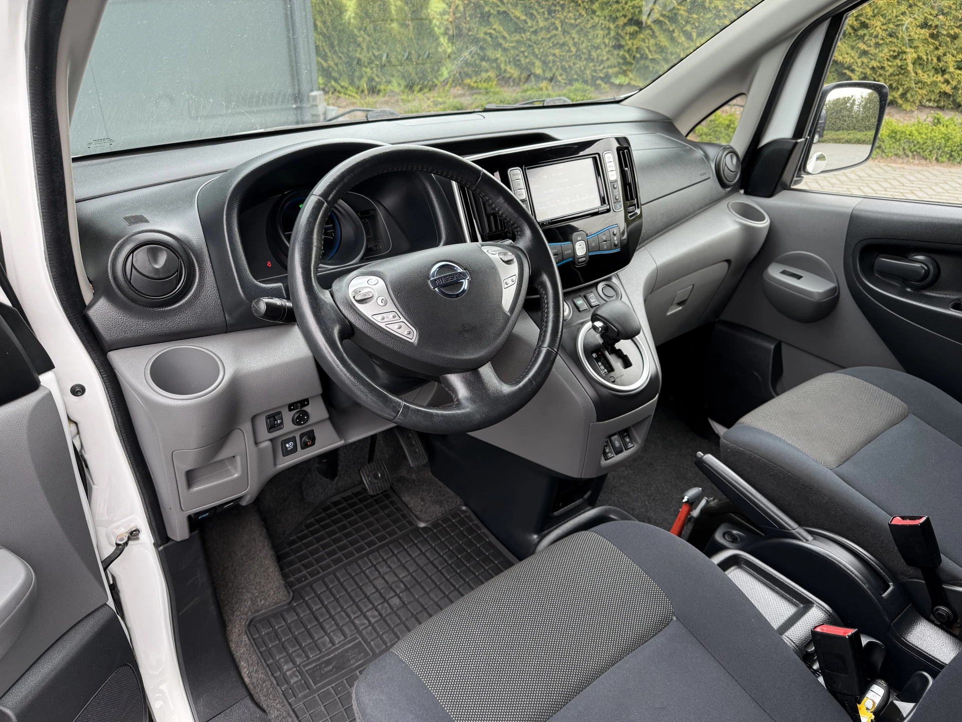 Nissan e-NV200 2020 - 40 kWh / FULL ELECTRIC / 1e EIG. / SOH 91% / 24.371 KM / AIRCO / CRUISE / CAMERA / INRICHTING obrázek 8