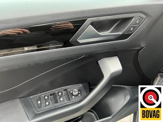 Volkswagen T-Roc 2023 - 1.5 TSI 3x R-Line Business, Cam, Leder, FULL obrazek 31