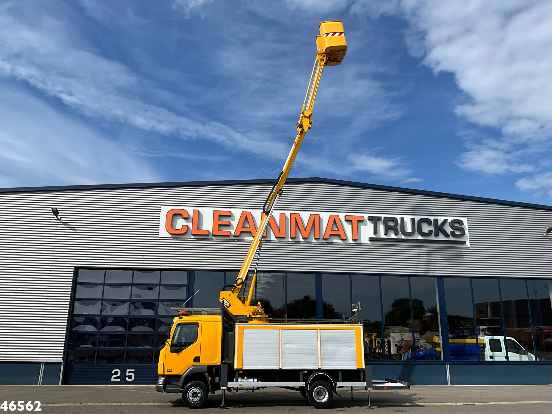 DAF FA 45 LF 150 Custers 16,5 meter 2004 afbeelding 1