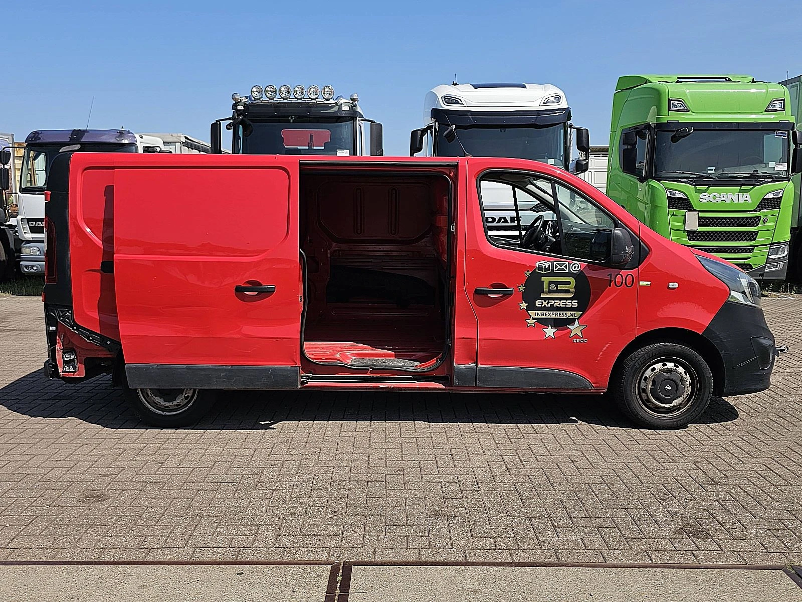 Opel Vivaro 2016 - 1.6DCI immagine 11