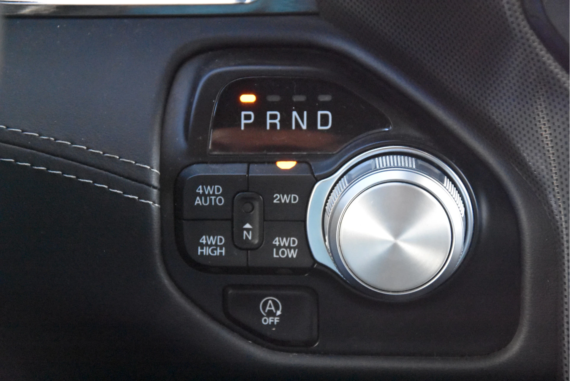 Dodge Ram 1500 2024 - 5.7 V8 4x4 Crew Cab Limited | Luchtvering | obrázek 14