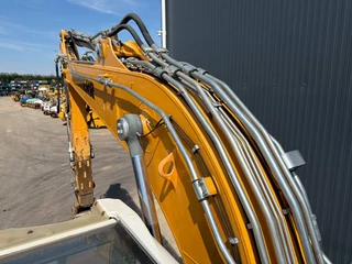 Liebherr N/A 2014 - R922 SLC image 38