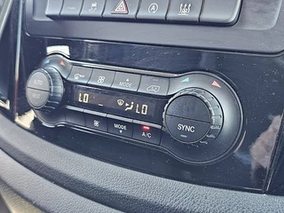 Mercedes-Benz Vito 2022 - 114 obrazek 11