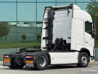 Volvo FH 2016 - 13.460 EURO 6 ONLY 766.000 KM FULL SPOILER 2X TANKS HOLLAND-TRUCK imagen 4
